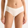 Arizona Body Cloud Kissed Shine Hipster Panty In White