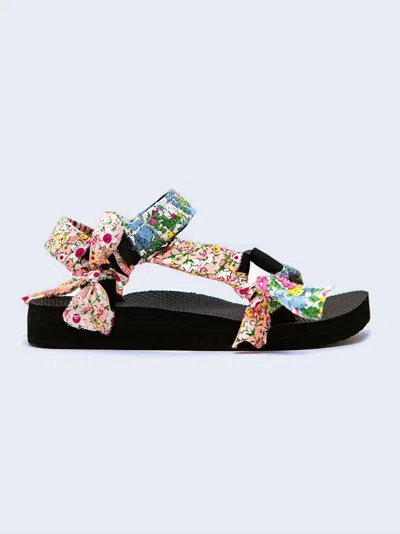 Arizona Love Women Trekky Bandana Sandal In Mixed Floral In Multi