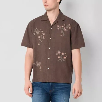 Arizona Mens Boxy Fit Embroidered Camp Shirt In Brown