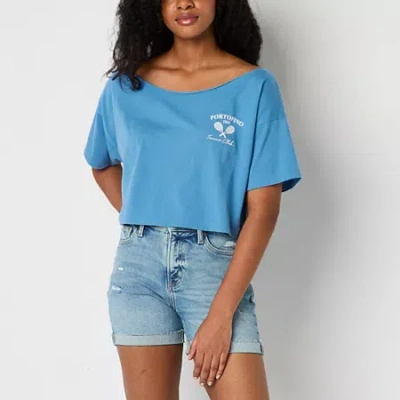 Arizona Off The Shoulder Womens Juniors Short Sleeve Relaxed Fit Graphic T-shirt In Blue
