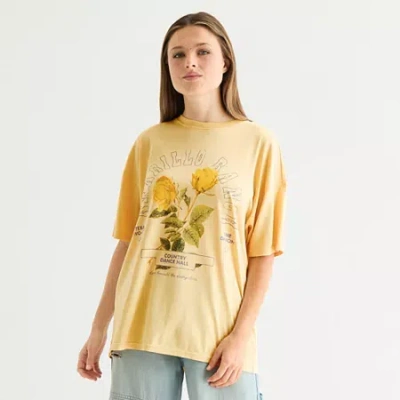 Arizona Womens Juniors Crew Neck Short Sleeve Oversized Graphic T-shirt In Yellow