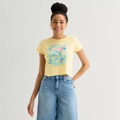 Arizona Womens Juniors Round Neck Short Sleeve Classic Fit Graphic T-shirt In Yellow