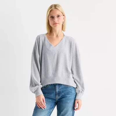 Arizona Womens Juniors V Neck Long Sleeve Blouse In Gray