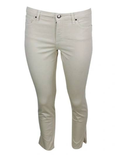 Armani Collezioni 5-pocket Trousers In Soft Stretch Cotton Super Skinny Capri. Zip And Button Closure. In Beige