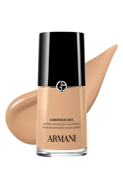 Armani Collezioni Armani Beauty Luminous Silk Natural Glow Blurring Foundation With 24-hour Wear In Neutral