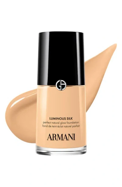 Armani Collezioni Armani Beauty Luminous Silk Natural Glow Blurring Foundation With 24-hour Wear In Neutral
