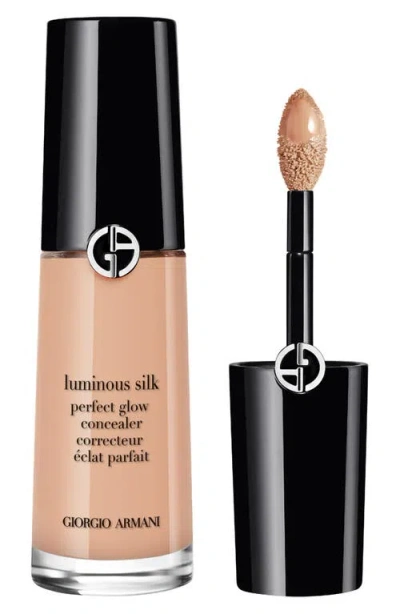 Armani Collezioni Armani Luminous Silk Hydrating & Brightening Concealer In Transparent