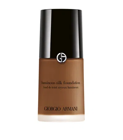 Armani Collezioni Luminous Silk Foundation In Beige