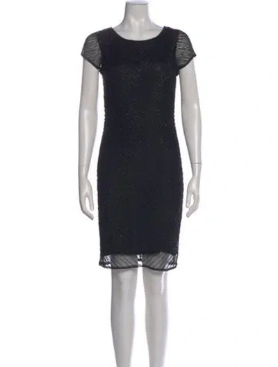 Pre-owned Armani Collezioni Scoop Neck Knee-length Dress In Black