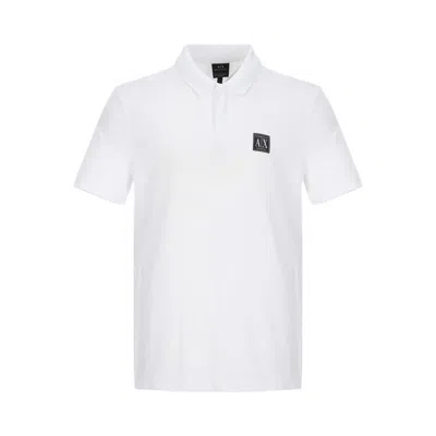 Armani Exchange 男士经典logo贴布下摆开叉舒适通勤休闲polo衫 In White