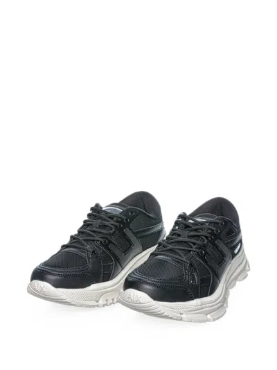 Armani Exchange Panelled Mesh Sneakers In Black