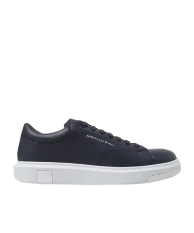 Armani Exchange Tie Low-top Casual Shoes In Black