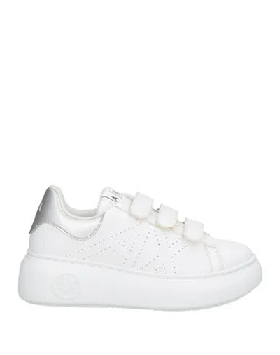Armani Exchange Woman Sneakers White Size 7.5 Polyester
