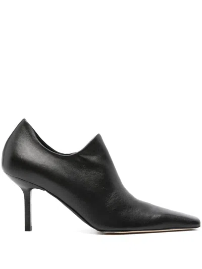 Armarium Elsa Leather Pumps In Black