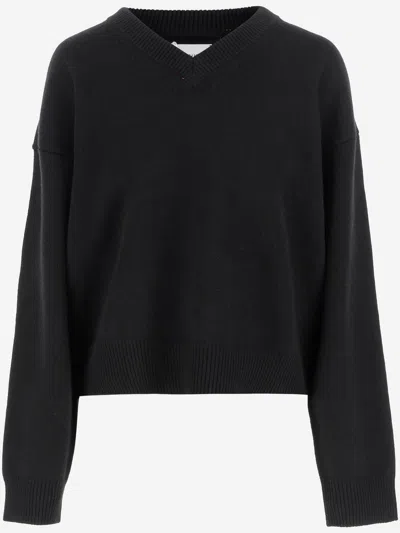 Armarium Cashmere Sweater In Black