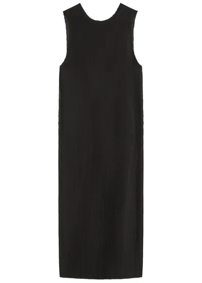Armarium Fiorenza Plissé Satin Midi Dress In Black