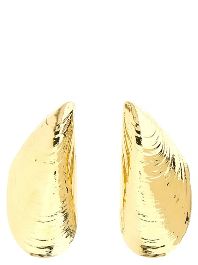Armarium Mussel Shell Earrings In Gold