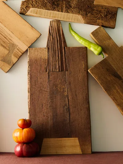 Art Brugi Hand-carved Oak Serving Board (22.5in/57cm)