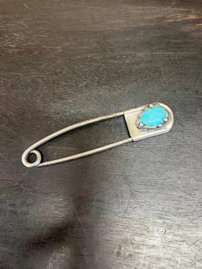 Art By Amy Labbe Extra Large Safety Pin In Gold