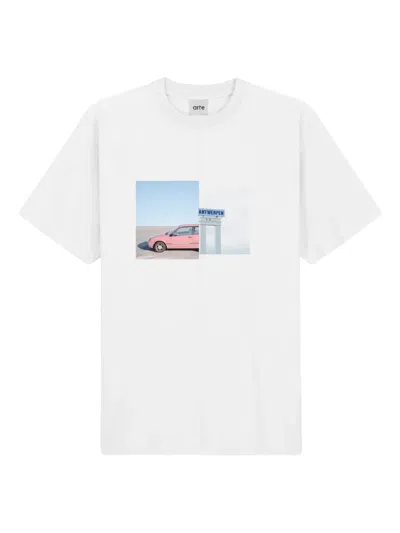 Arte Antwerp T-shirt Mit Grafischem Print In White