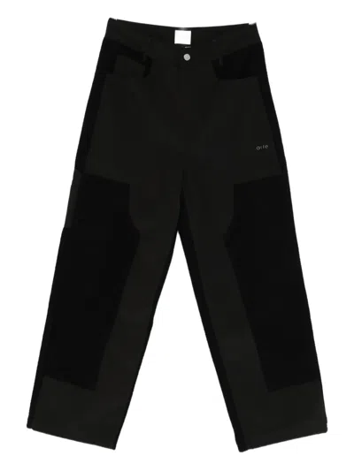 Arte Antwerp Straight-leg Trousers In Black
