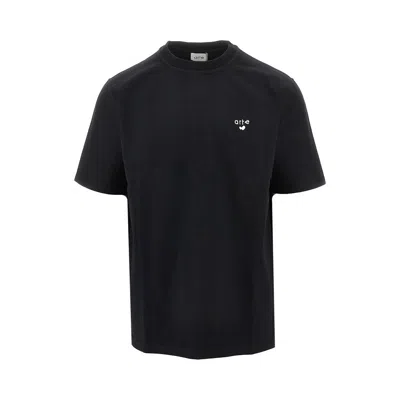 Arte 'heart In Black