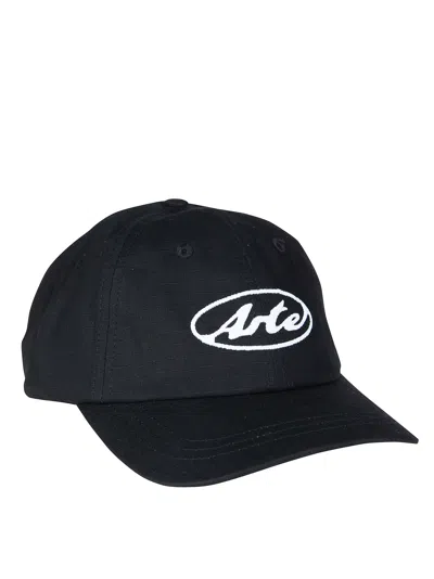 Arte Round Logo Cap For Men In Nero