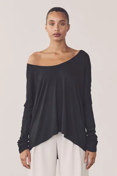 Artemis Diciero Genteel Oversized In Black