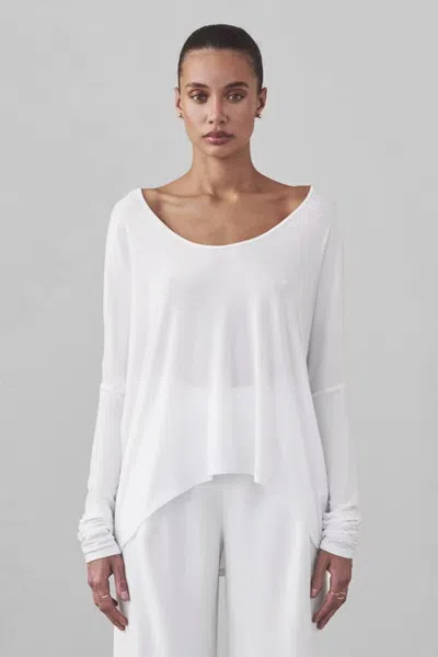 Artemis Diciero Genteel Oversized In White