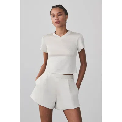 Artemis Diciero Mari Short In White