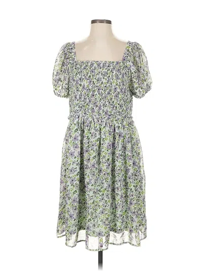 Pre-owned Arula Casual Dress In Green