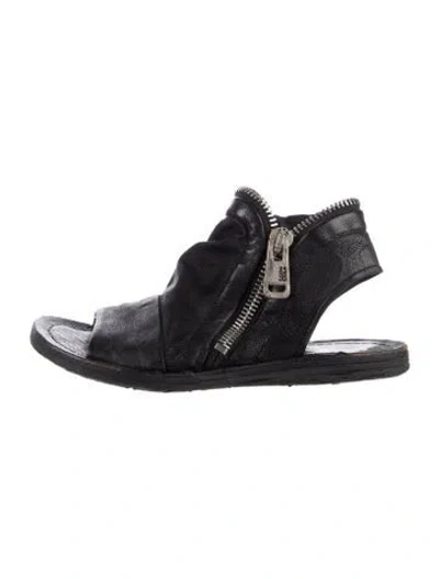 Pre-owned A.s. 98 Leather Flats In Black