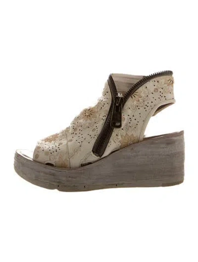 Pre-owned A.s. 98 Leather Floral Print Sandals In Green