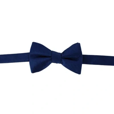 Ascentix Etched Herringbone Twist Bowtie In Blue