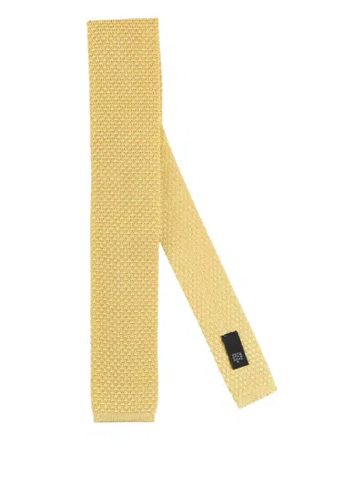 Ascot Knitted Tie In Yellow