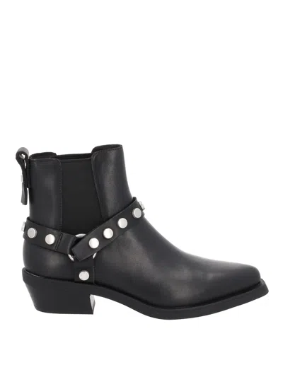ASH BOOT LOGAN