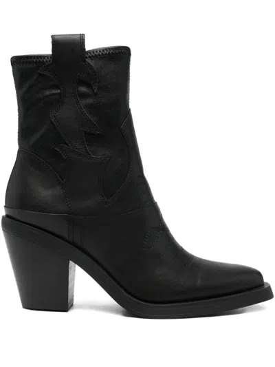 Ash Boots In Black