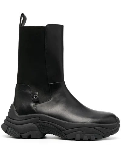 Ash Boots In Black