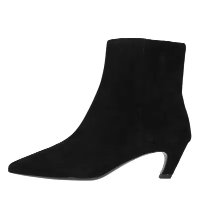 Ash Boots In Black