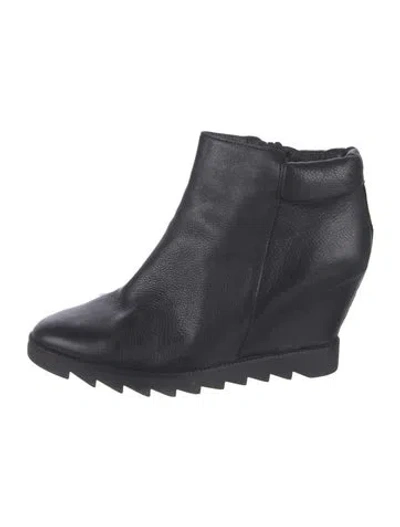 Pre-owned Ash Leather Boots In Black