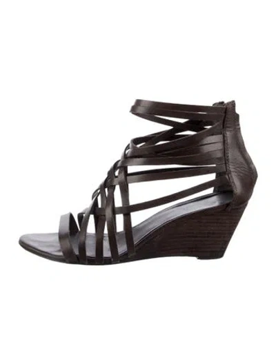 Pre-owned Ash Leather Gladiator Sandals In Gray