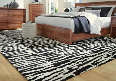 Ashley Bramshaw 10' X 14' Rug In Black