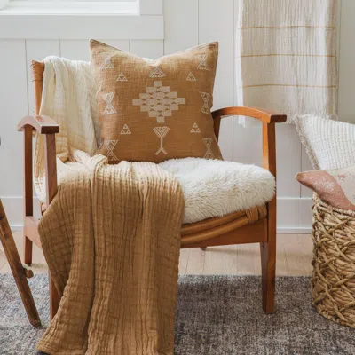 Ashley Crane Home Dune Throw In Brown
