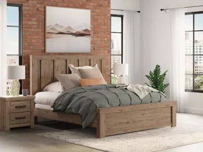 Ashley Garistyn King Panel Bed In Brown