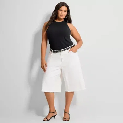 Ashley Graham Women's Plus Baggy Short In White