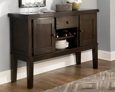 Ashley Haddigan Dining Server In Brown