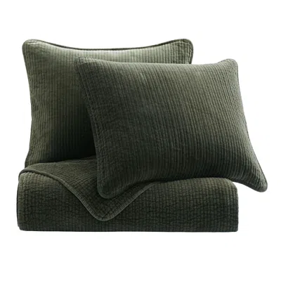 Ashley Hiend Accents Solid 3 Piece Queen Quilt Set In Green