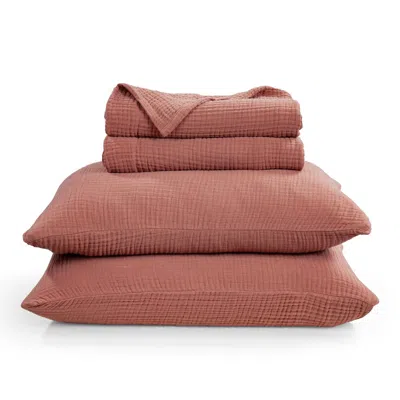 Ashley Hiend Accents Voile 3 Piece Full/queen Quilt Set In Burgundy