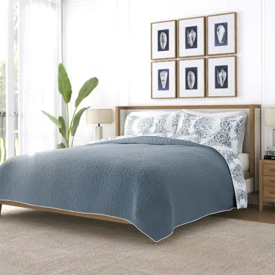 Ashley Ienjoy Home All Season 3 Piece King/california King Distressed Damask Reversible Quilt Set With Sham In Multi
