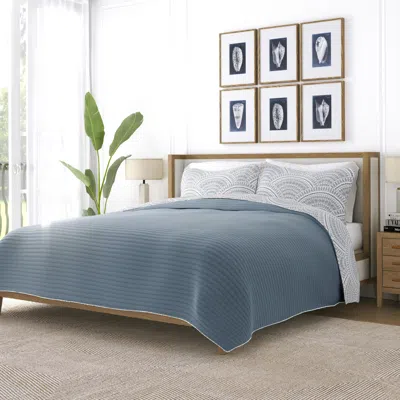 Ashley Ienjoy Home All Season 3 Piece King/california King Scallop Reversible Quilt Set With Shams In Blue